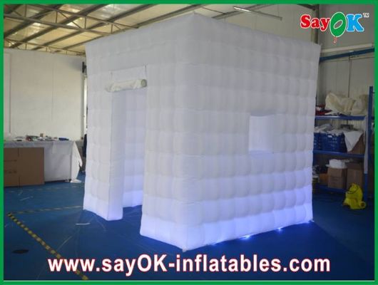 De opblaasbare Slag van Logo Inflatable Photo Booth Kiosk van de Fotostudio Naar maat gemaakte - omhoog met Ventilator