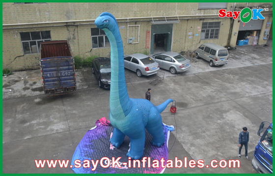 Opblaasbare kerstdinosaurus brandwerend opblaasbare draak speelgoed dinosaurus oxford doek met CE / UL blazer