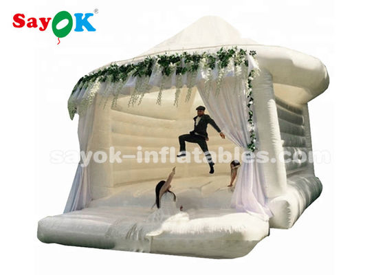 Commerciële outdoor witte opblaasbare sprong voor bruiloft maat